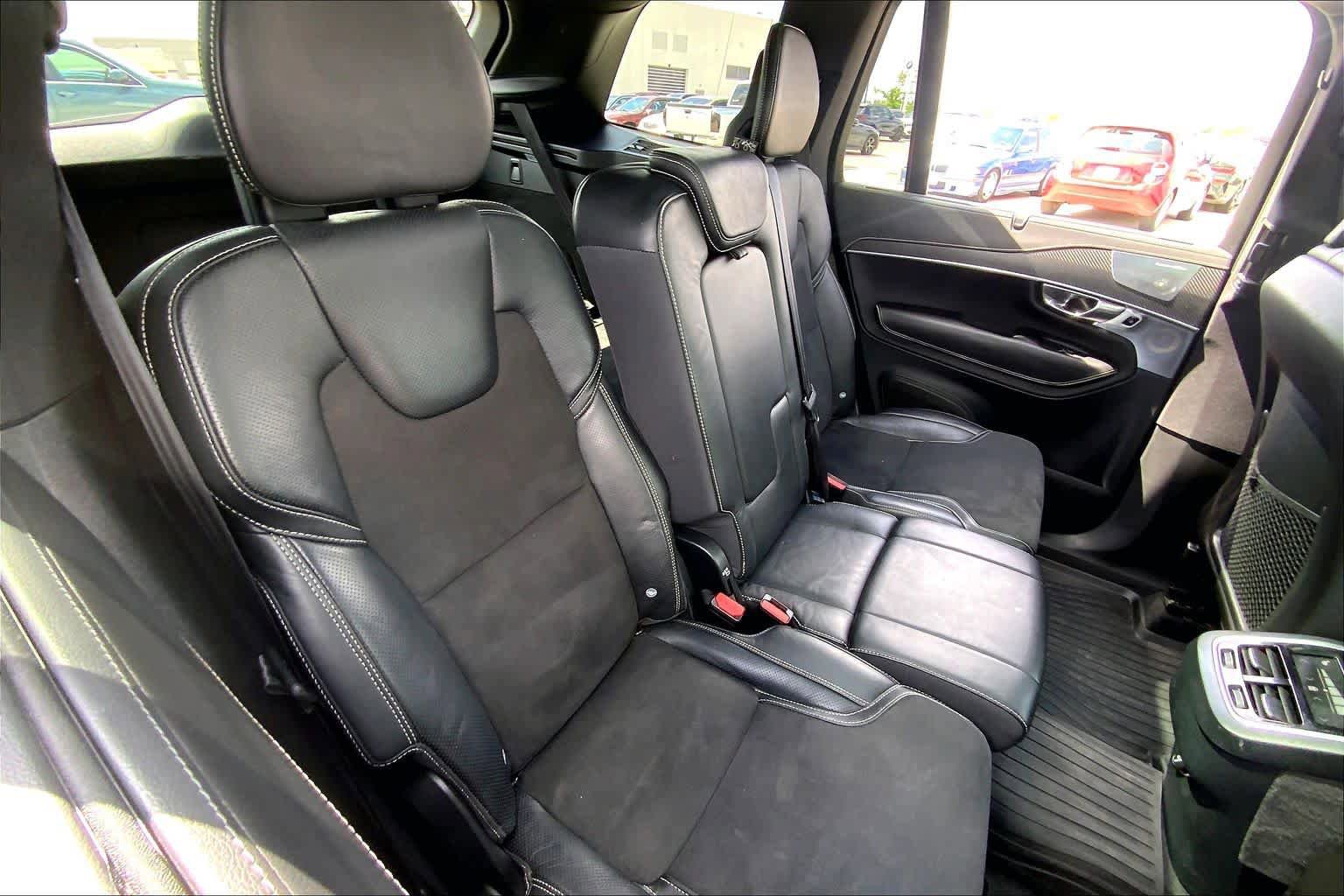 Used 2019 Volvo XC90 T6 R-Design w/ Advanced Package image 19