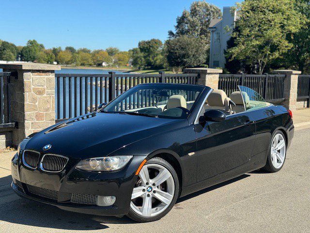 Used 2008 BMW 335i Convertible image 1