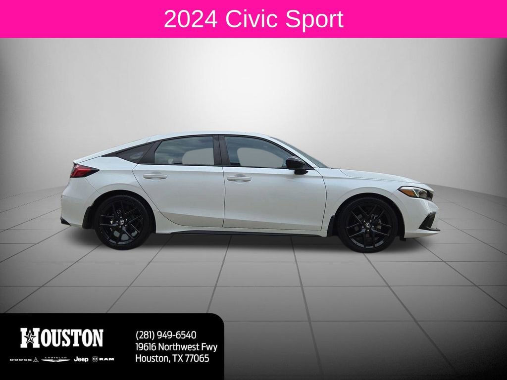 Used 2024 Honda Civic Sport image 2
