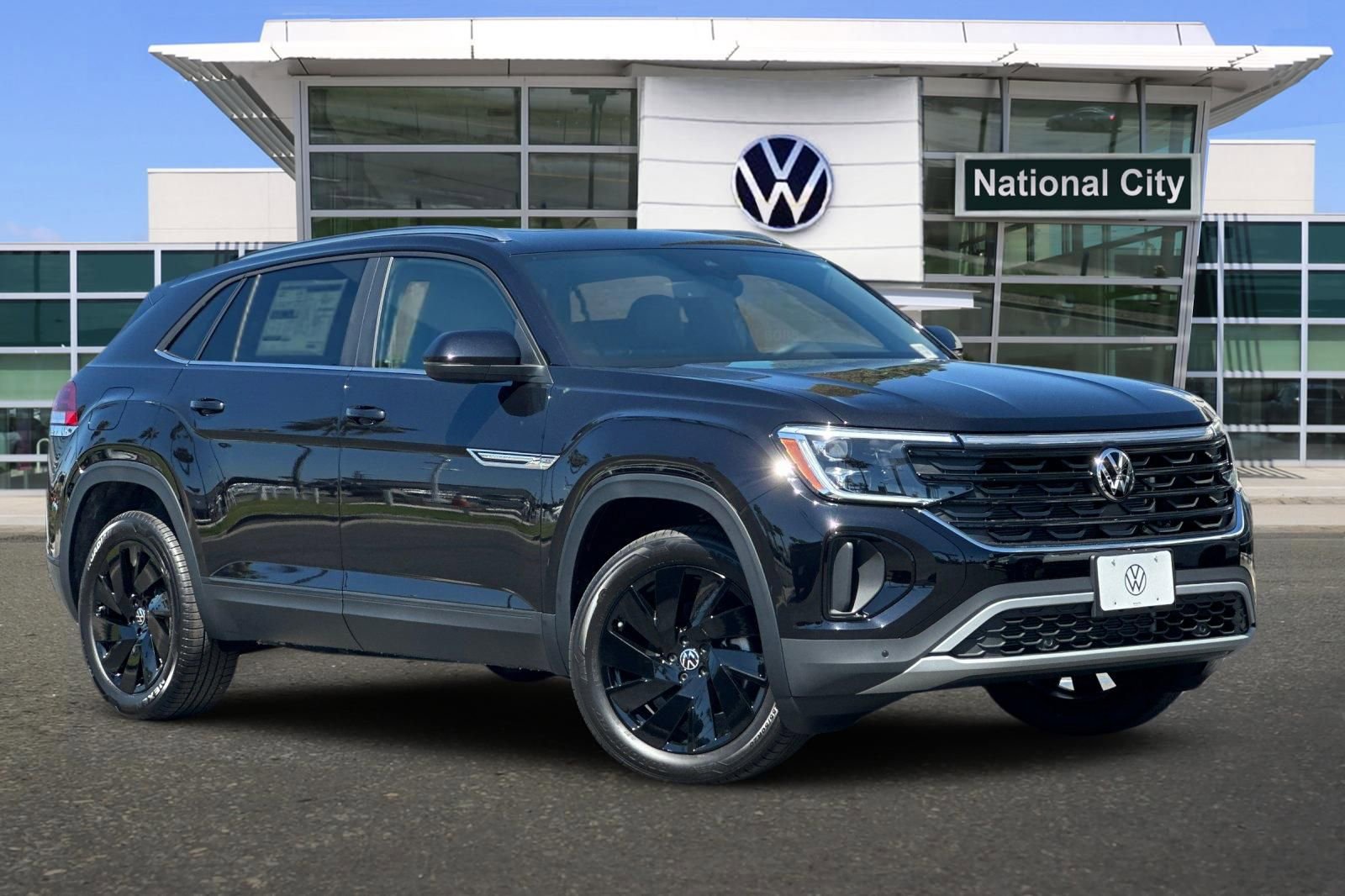 New 2026 Volkswagen Atlas Cross Sport SE FWD image 2