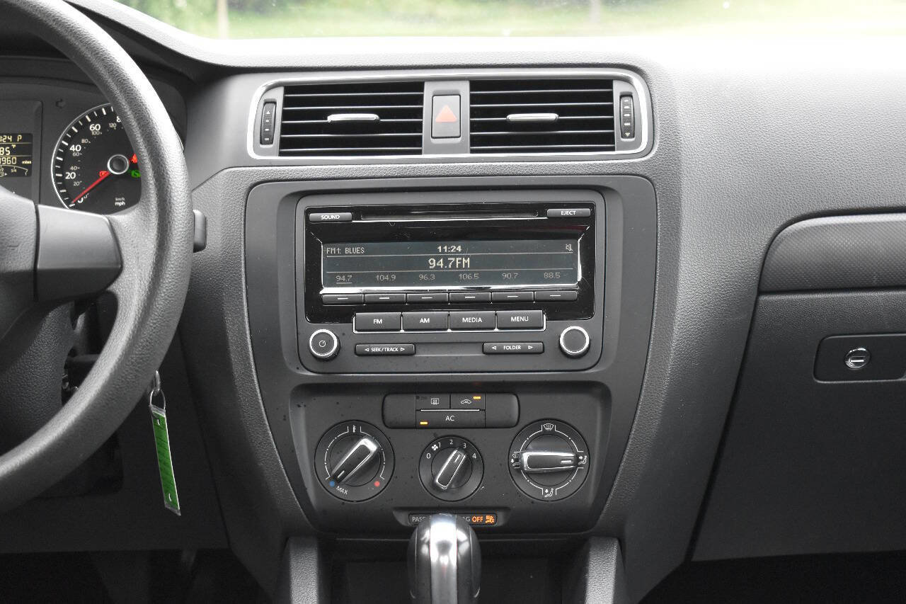 Used 2012 Volkswagen Jetta SE image 19