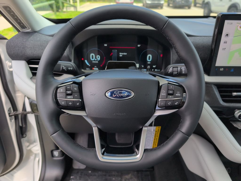 New 2026 Ford Explorer Platinum AWD/4WD image 32