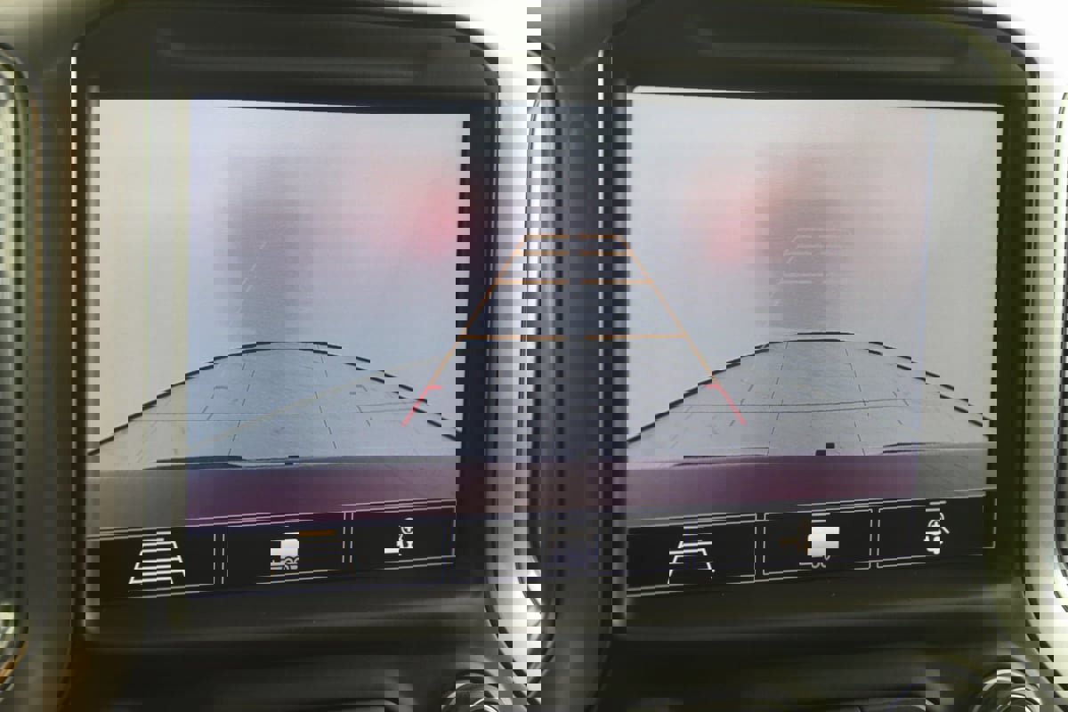 Used 2020 Chevrolet Silverado 1500 LT Trail Boss image 9