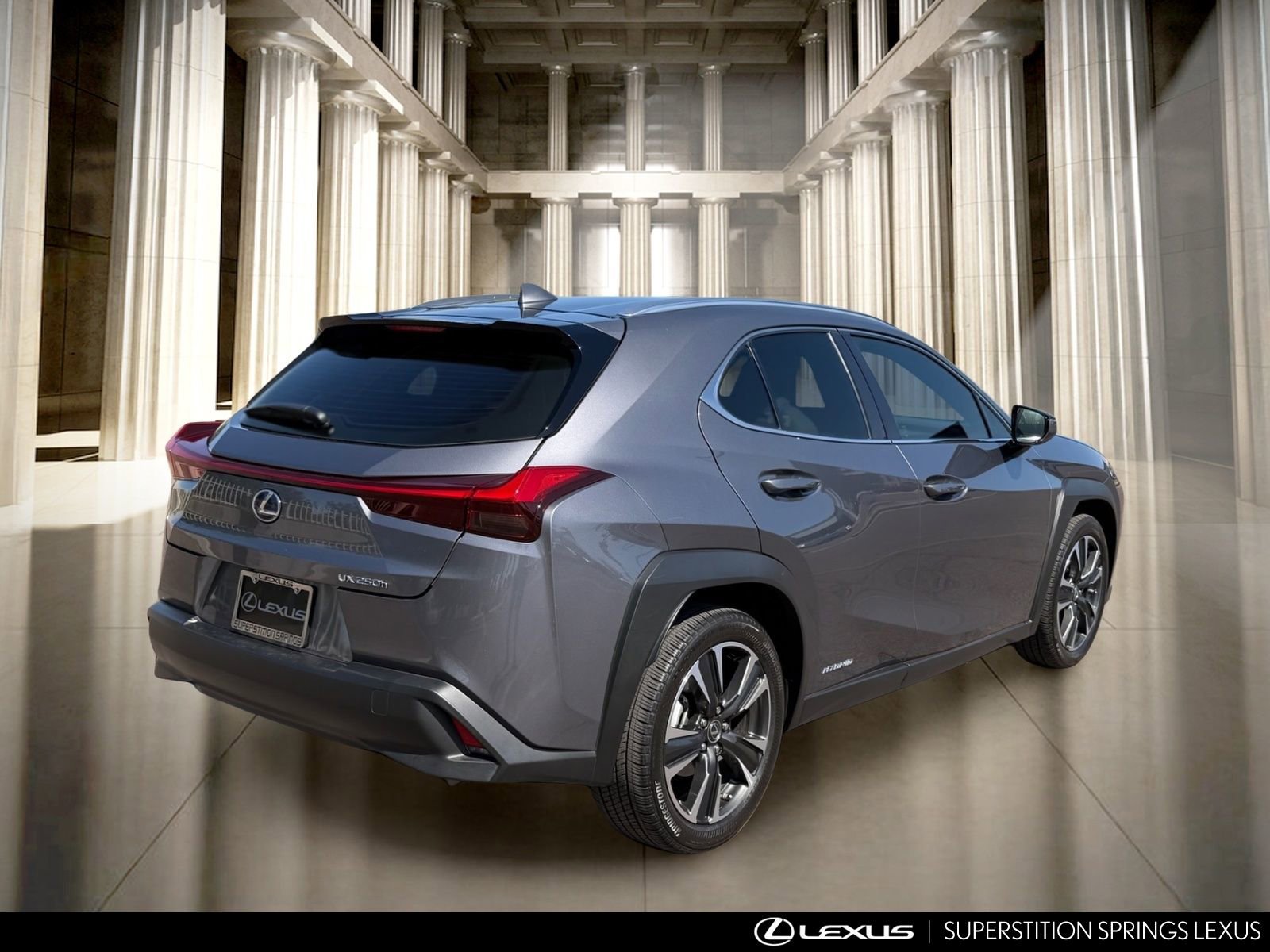 Used 2019 Lexus UX 250h AWD/4WD image 4