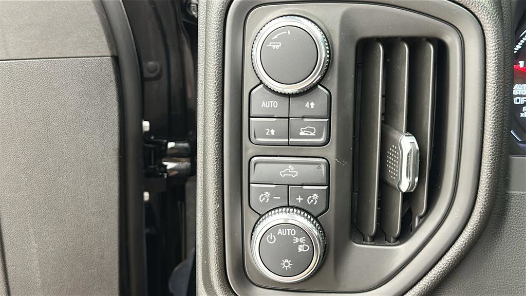 Used 2024 GMC Sierra 1500 Pro w/ Graphite Edition AWD/4WD image 23