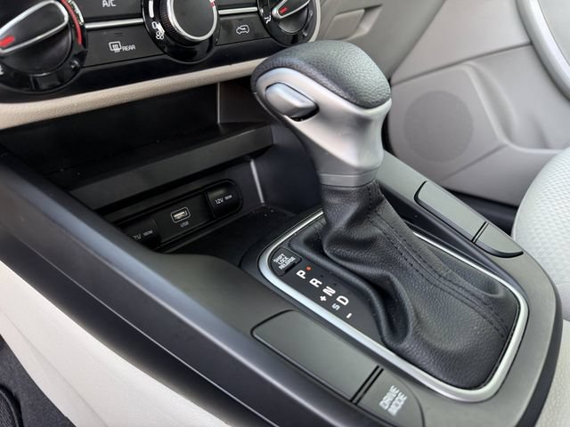 Certified 2023 Kia Soul LX w/ LX Technology Package FWD image 26