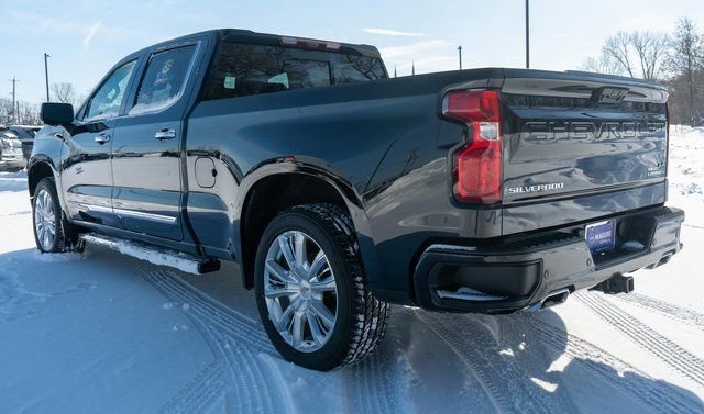 Used 2022 Chevrolet Silverado 1500 High Country w/ High Country Premium Package image 8