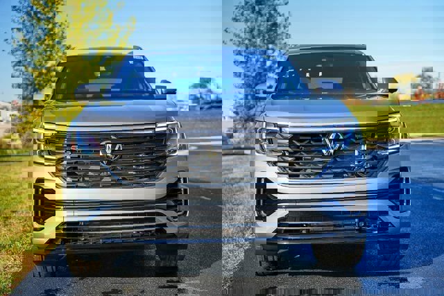 New 2026 Volkswagen Atlas Cross Sport SEL Premium R-Line image 47