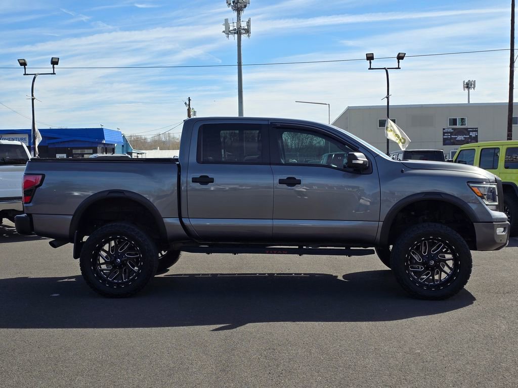 Used 2021 Nissan Titan PRO-4X w/ Pro-4x Convenience Package image 6