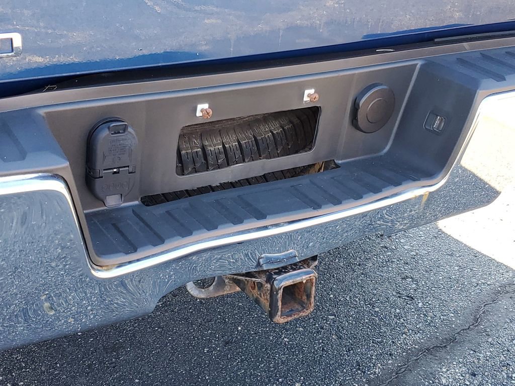 Used 2018 Chevrolet Silverado 1500 LTZ image 32