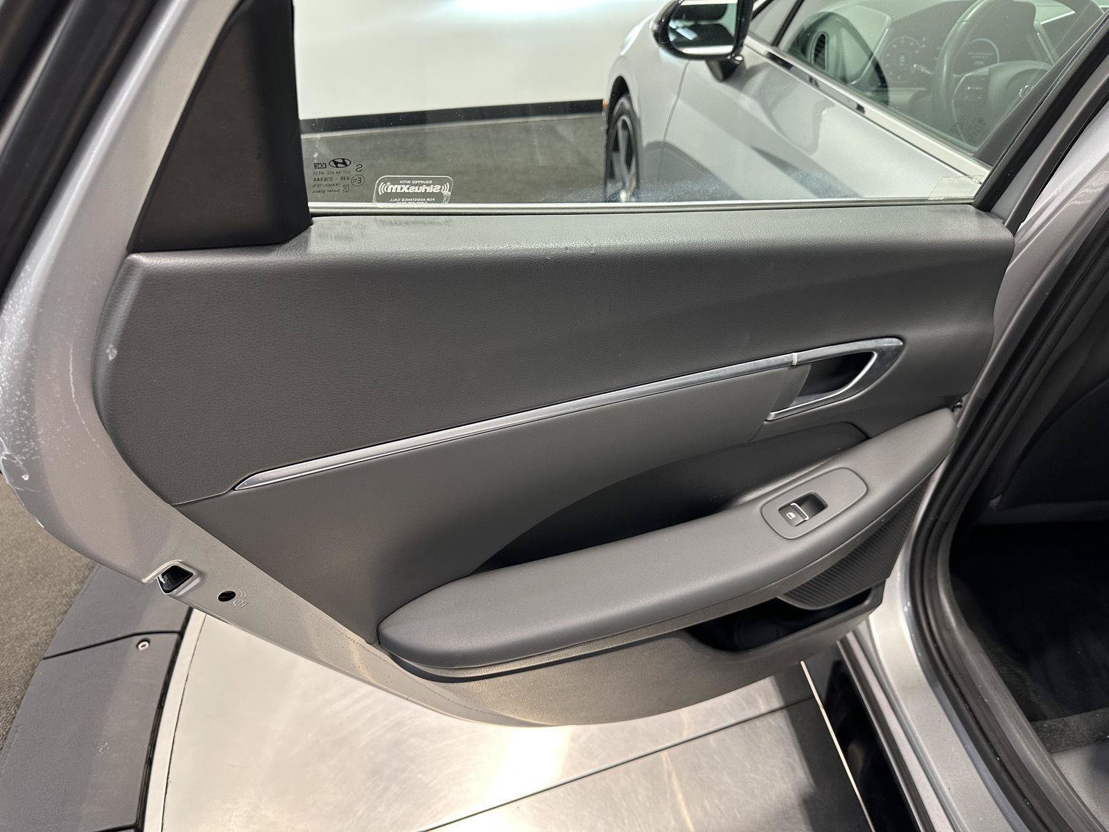 Used 2021 Hyundai Sonata SEL Plus w/ Preferred Accessory Package FWD image 23