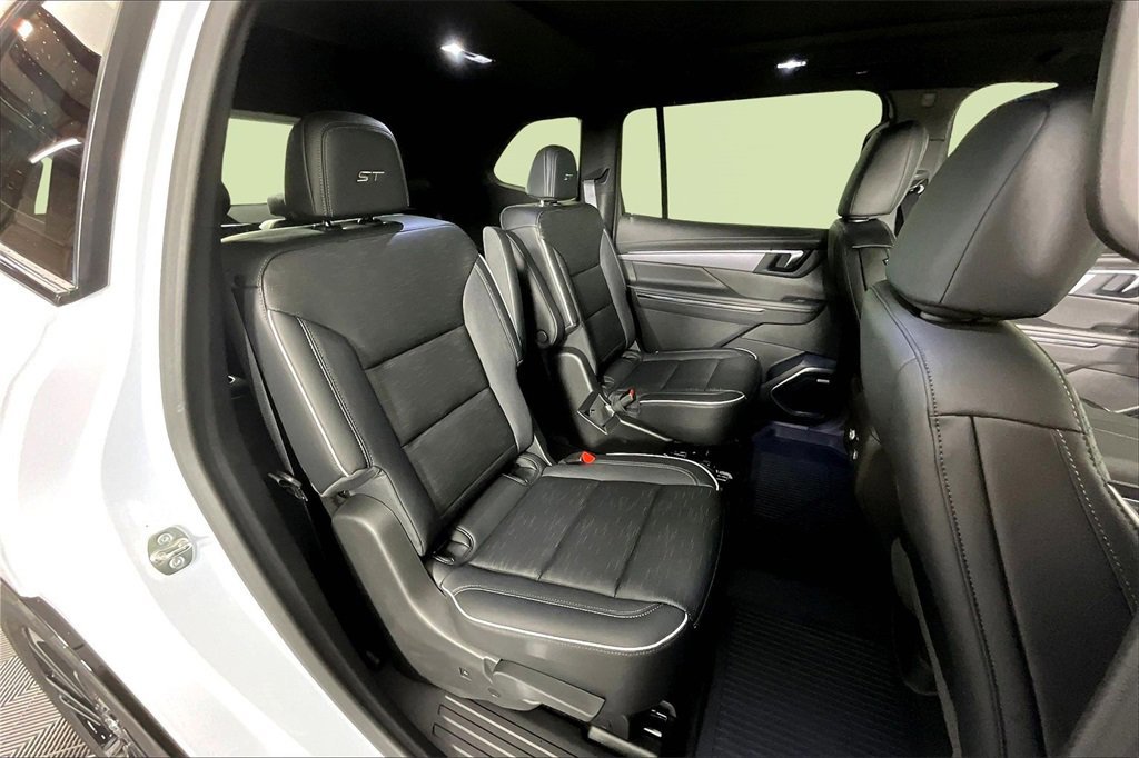 New 2026 Buick Enclave Sport Touring w/ Super Cruise Package image 10