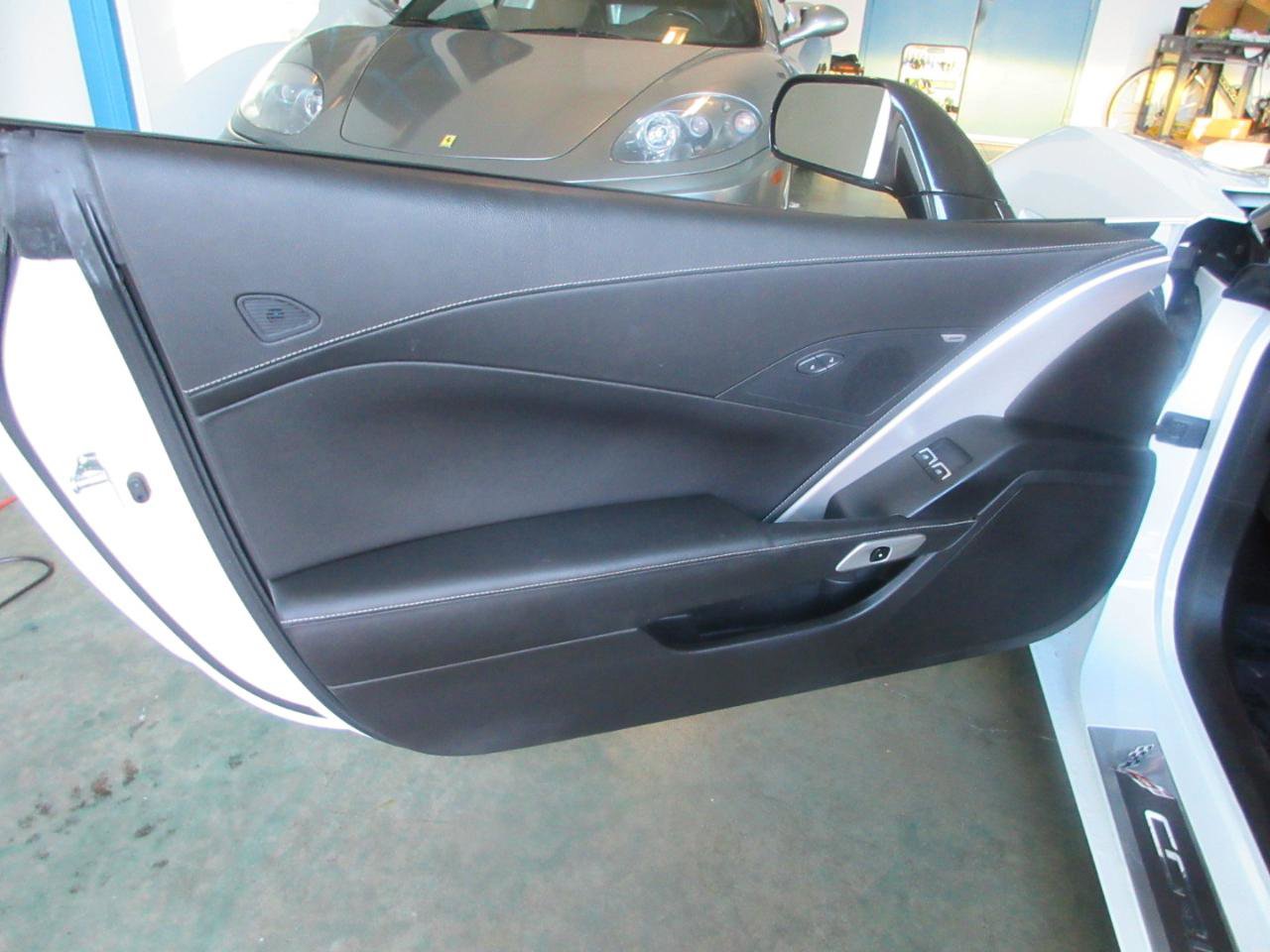 Used 2017 Chevrolet Corvette Stingray Coupe w/ Carbon Flash Badge Package image 5