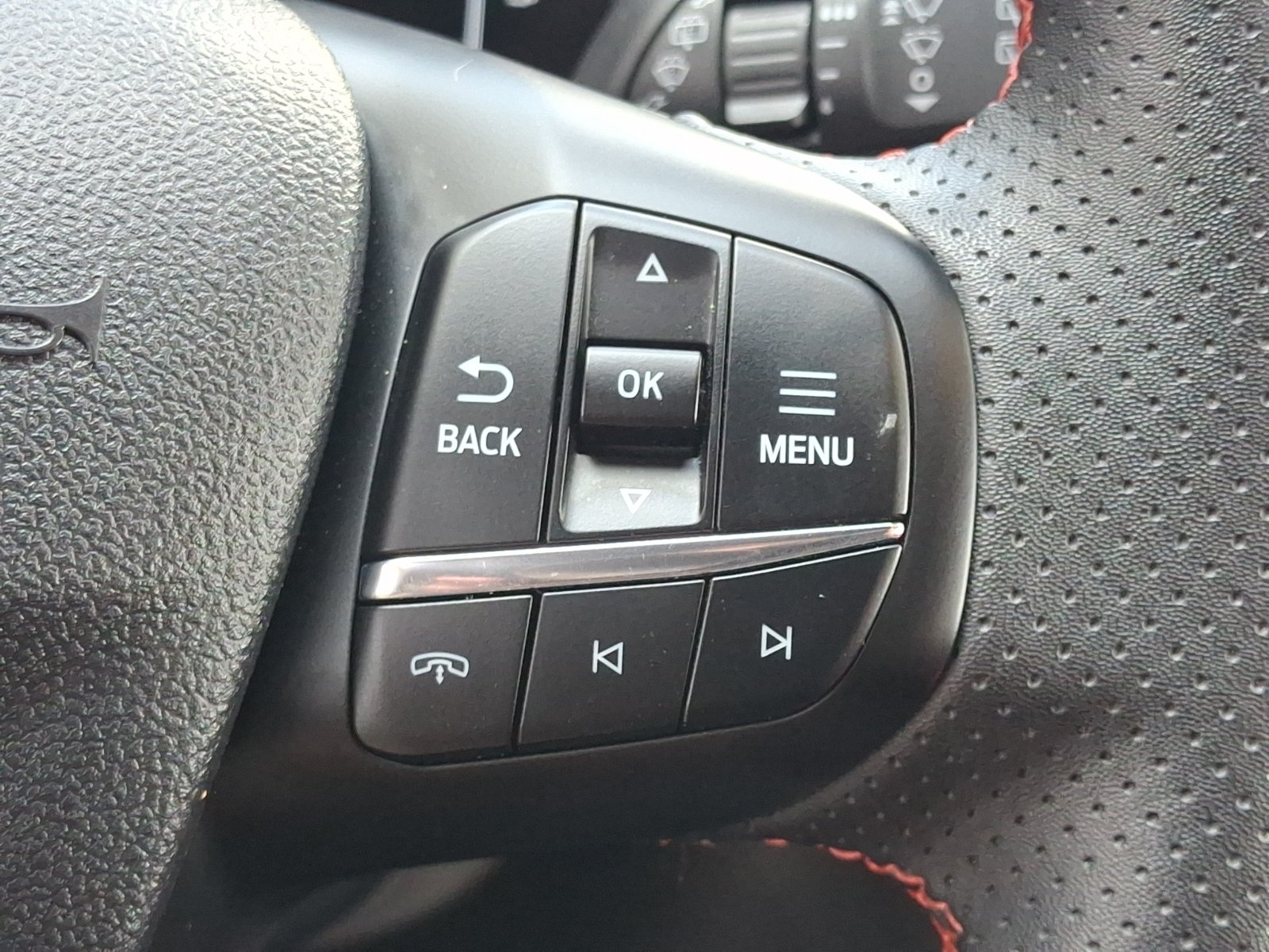 Used 2026 Ford Escape ST-Line AWD/4WD image 23