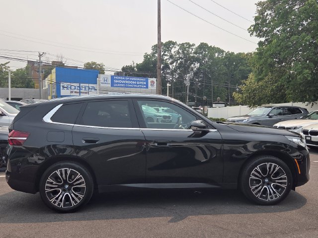 Used 2025 BMW X3 xDrive30i w/ Premium Package AWD/4WD image 4