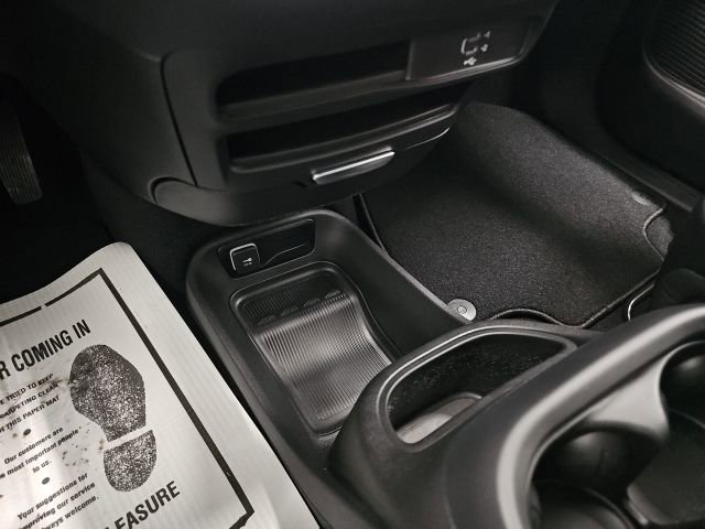 New 2026 Chrysler Pacifica Select AWD/4WD image 31