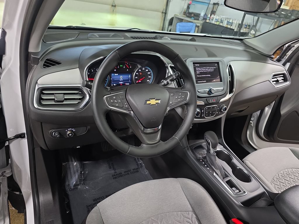 Used 2024 Chevrolet Equinox LT w/ LPO, Floor Liner Package FWD image 17