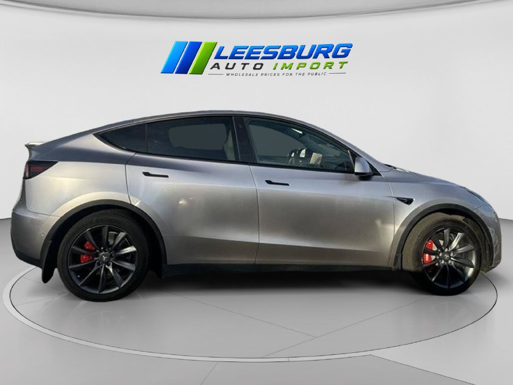 Used 2021 Tesla Model Y Long Range AWD/4WD image 2
