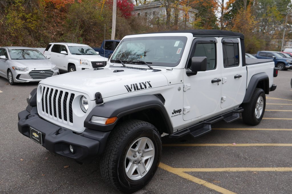 Used 2020 Jeep Gladiator Sport w/ Quick Order Package 24S image 4