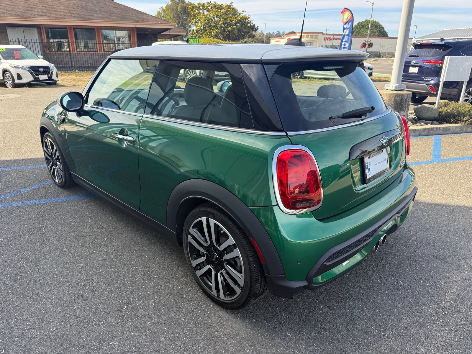 Used 2023 MINI Cooper S FWD image 6