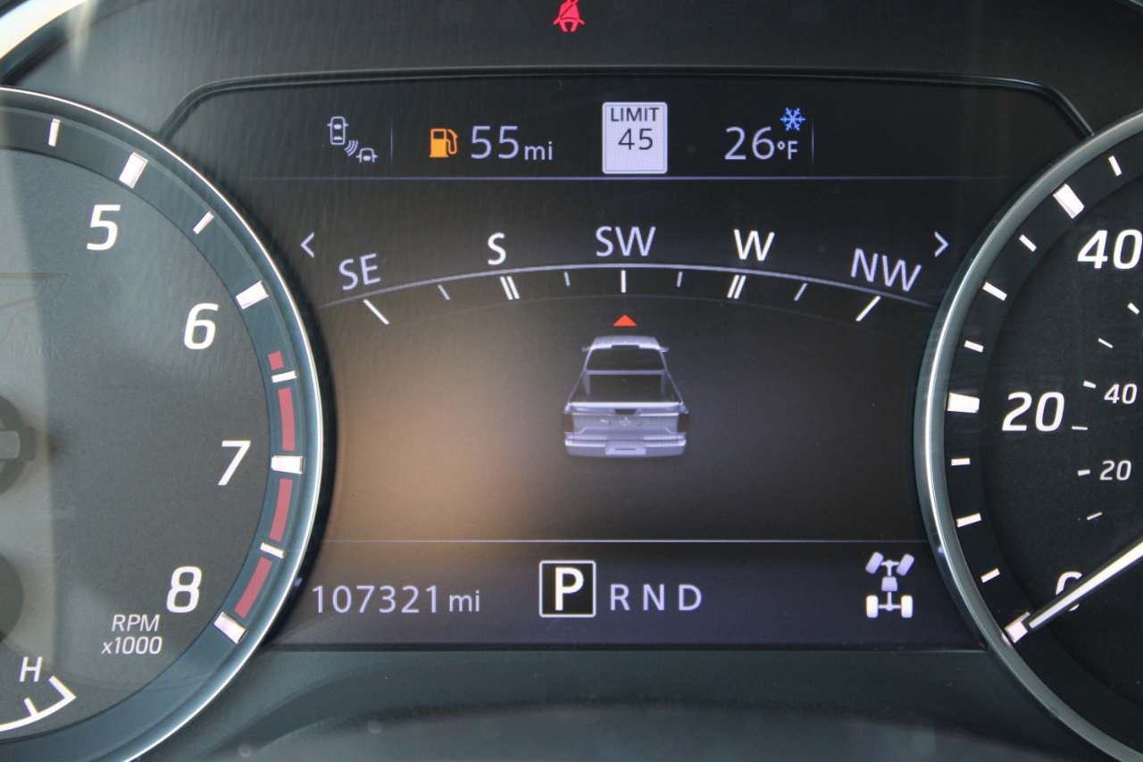 Used 2022 Nissan Titan SV w/ SV Convenience Package image 23