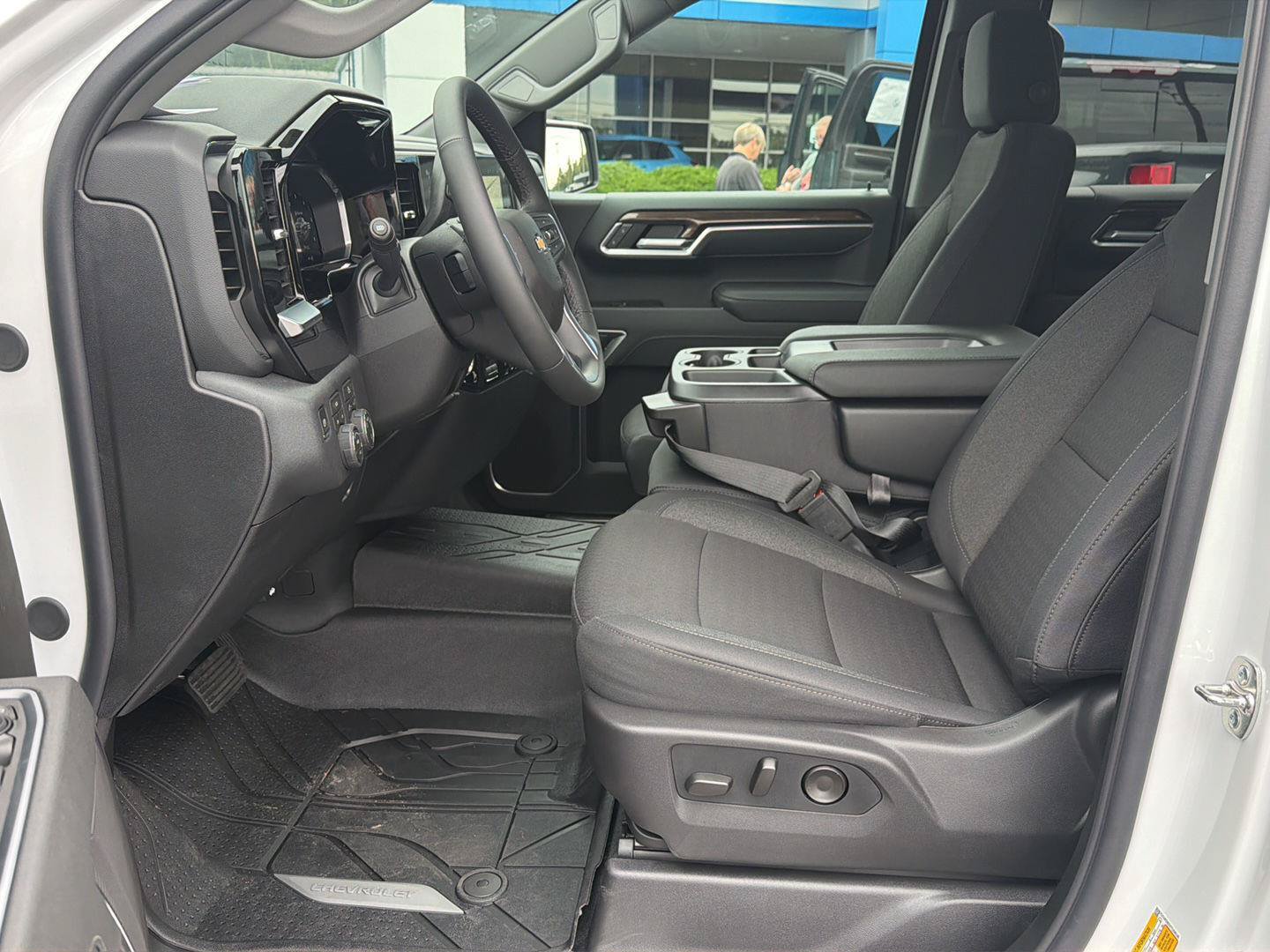 New 2026 Chevrolet Silverado 1500 LT w/ Protection Package AWD/4WD image 10