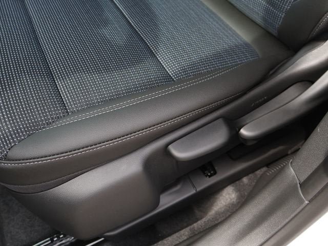 New 2026 Buick Envista Sport Touring w/ Convenience II Package FWD image 19