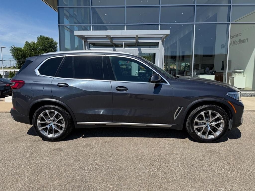 Used 2019 BMW X5 xDrive40i AWD/4WD image 2