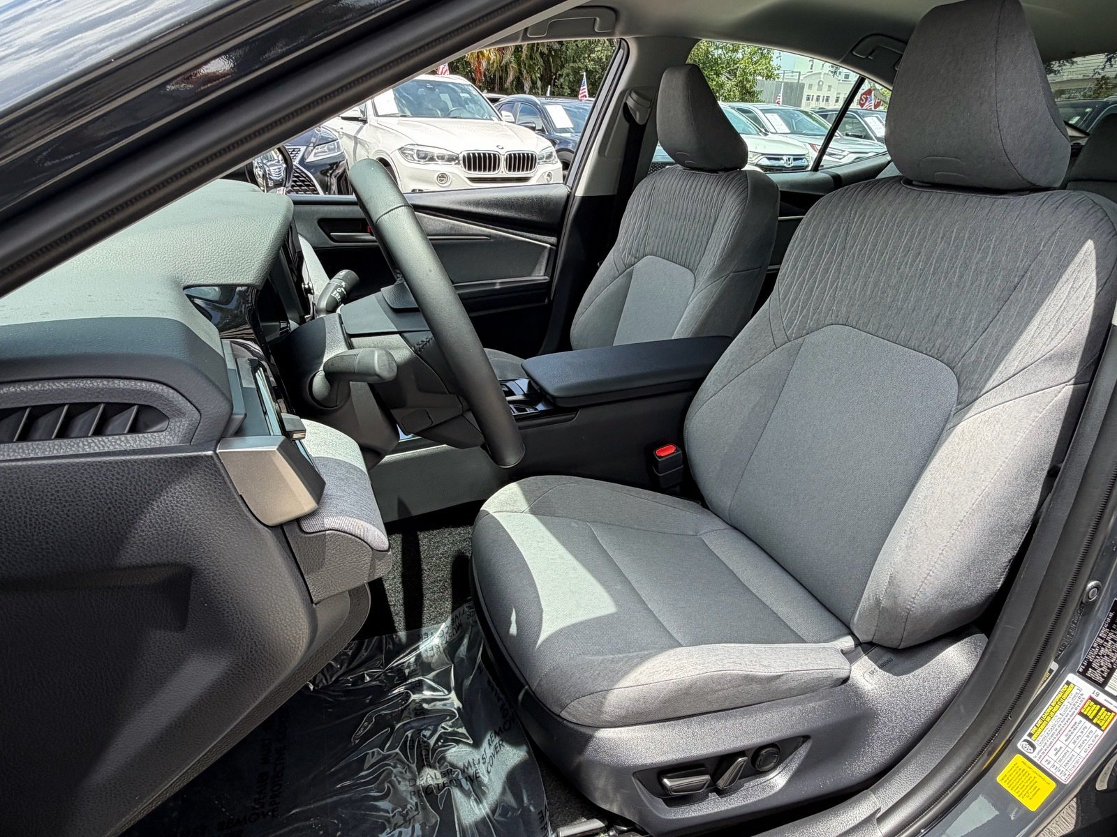 Used 2026 Toyota Camry LE w/ Convenience Package FWD image 10