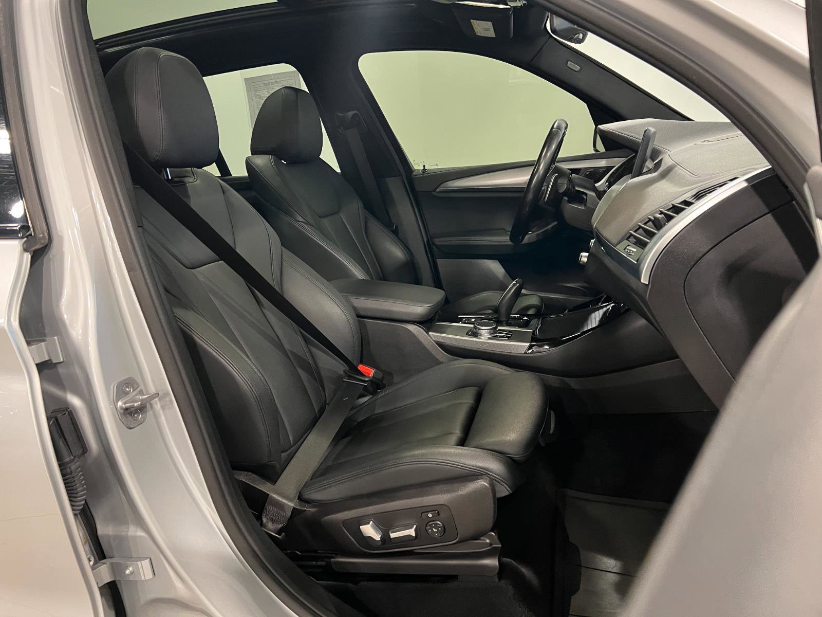 Used 2019 BMW X3 M40i image 38