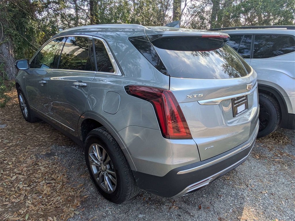Used 2023 Cadillac XT5 Premium Luxury image 3