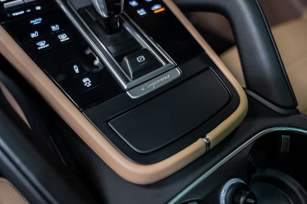 Used 2022 Porsche Cayenne GTS image 56