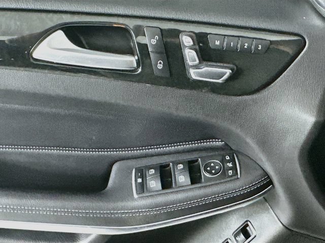 Used 2018 Mercedes-Benz GLS 550 4MATIC image 18