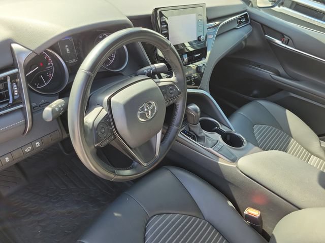 Used 2024 Toyota Camry SE w/ Convenience Package FWD image 17