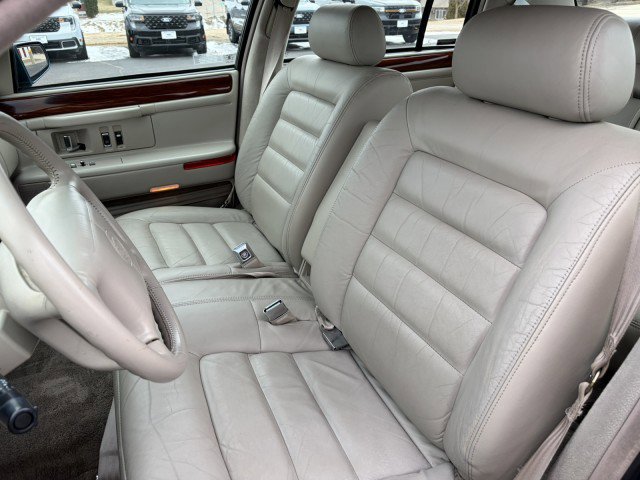 Used 1995 Cadillac De Ville Sedan image 10