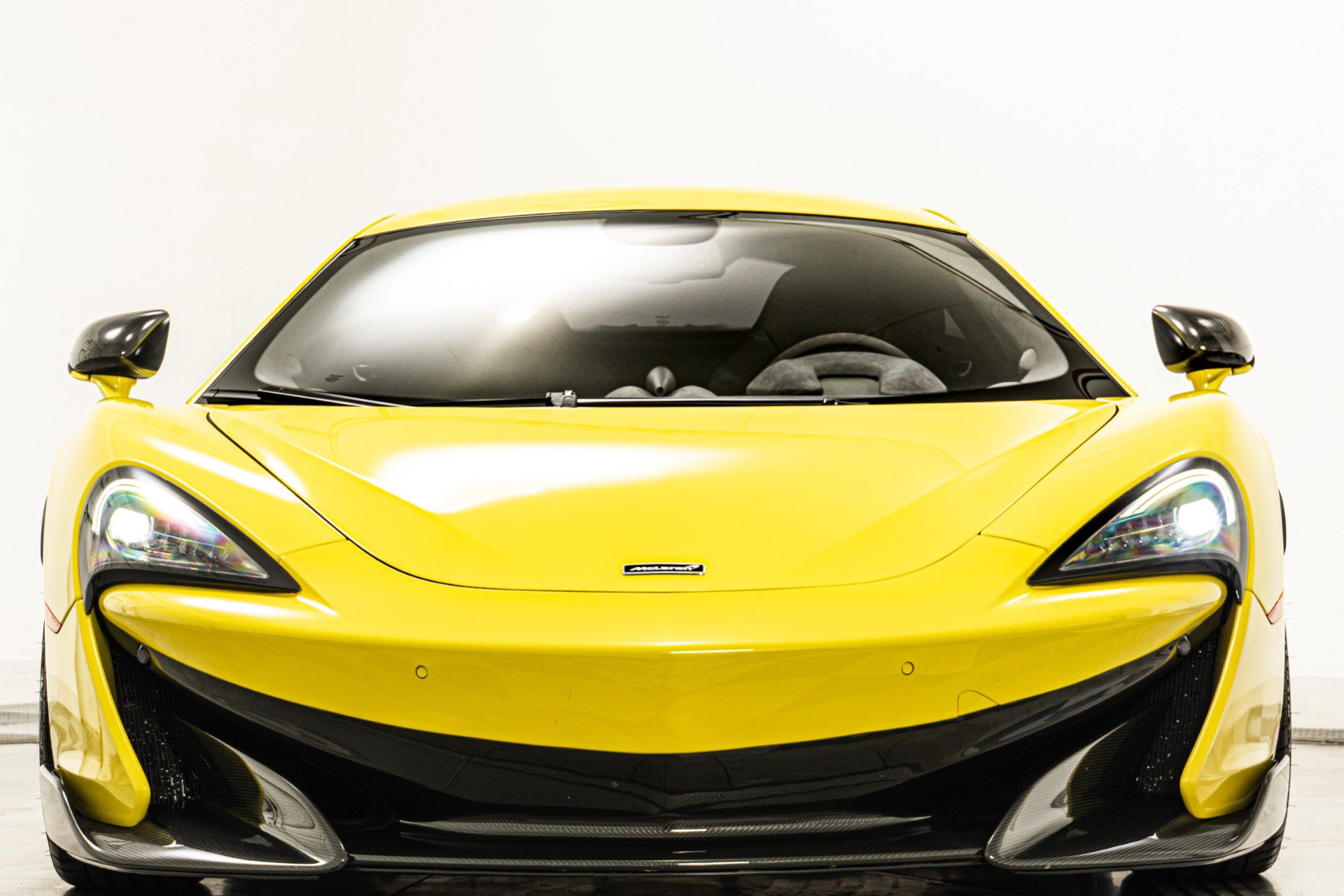 Used 2019 McLaren 600LT RWD image 4