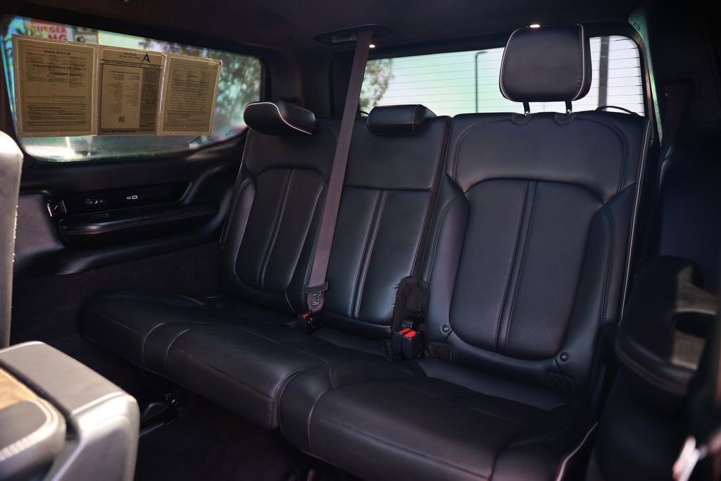 Used 2022 Jeep Grand Wagoneer Series II w/ Convenience Group III AWD/4WD image 38