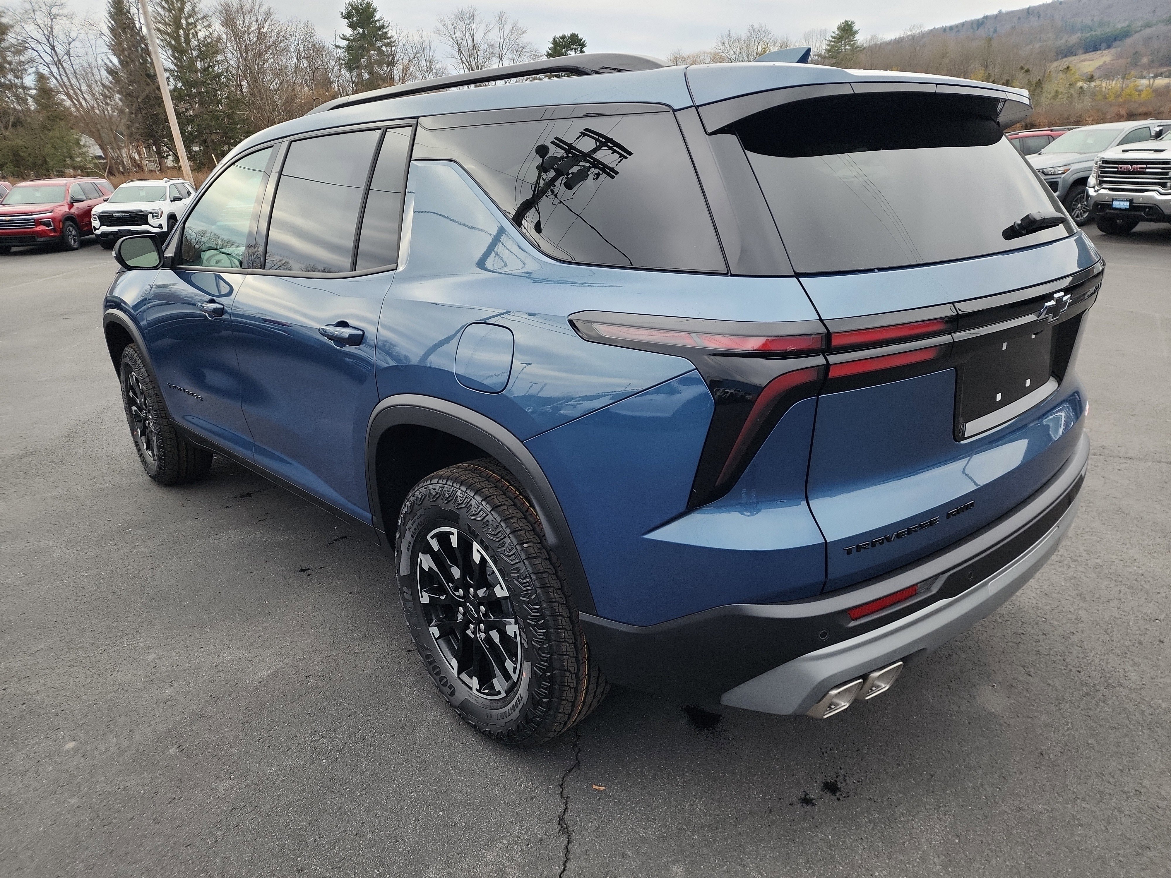 New 2026 Chevrolet Traverse Z71 AWD/4WD image 6