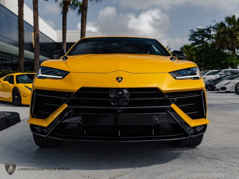 Used 2023 Lamborghini Urus S image 10