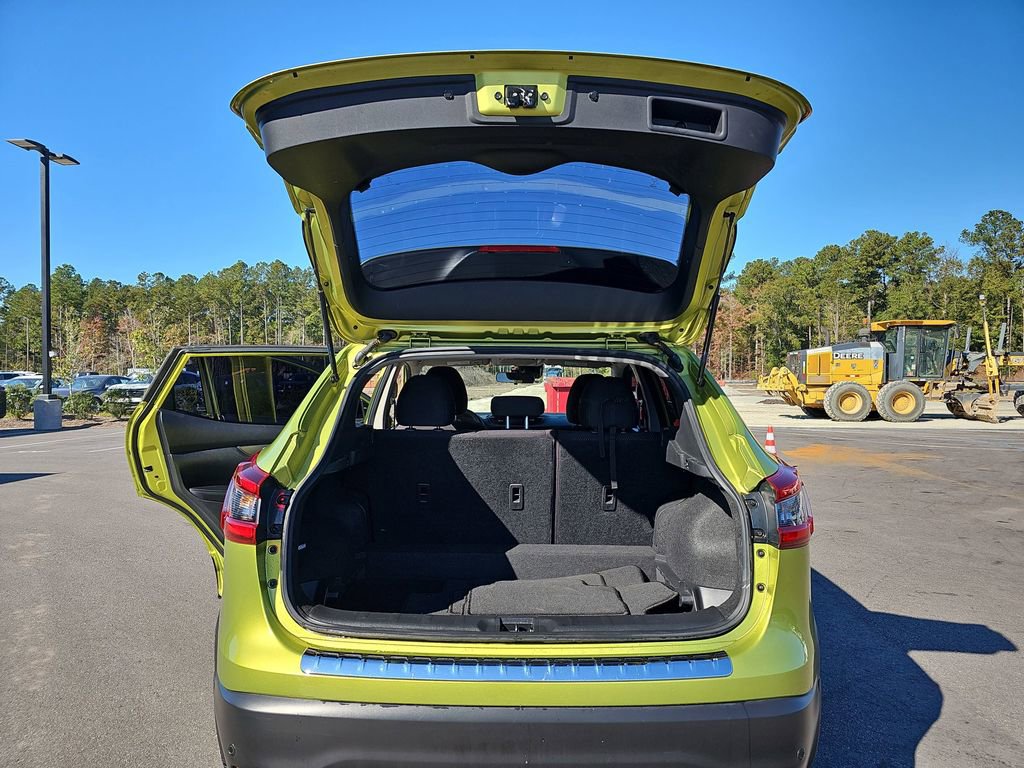 Used 2020 Nissan Rogue Sport S w/ Appearance Package image 16