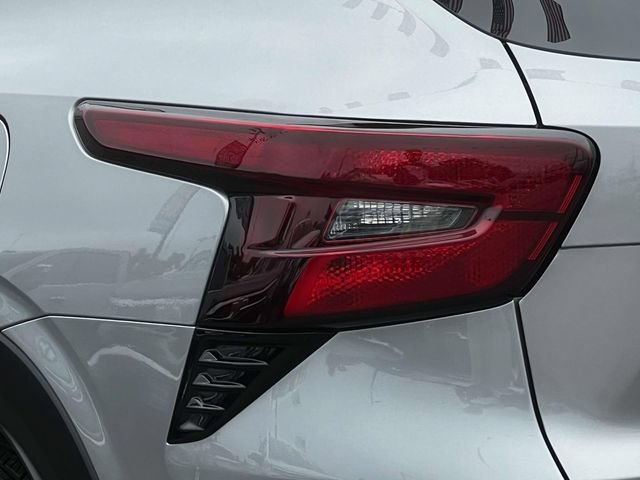 Certified 2024 Chevrolet Trax ACTIV w/ Sunroof Package FWD image 11