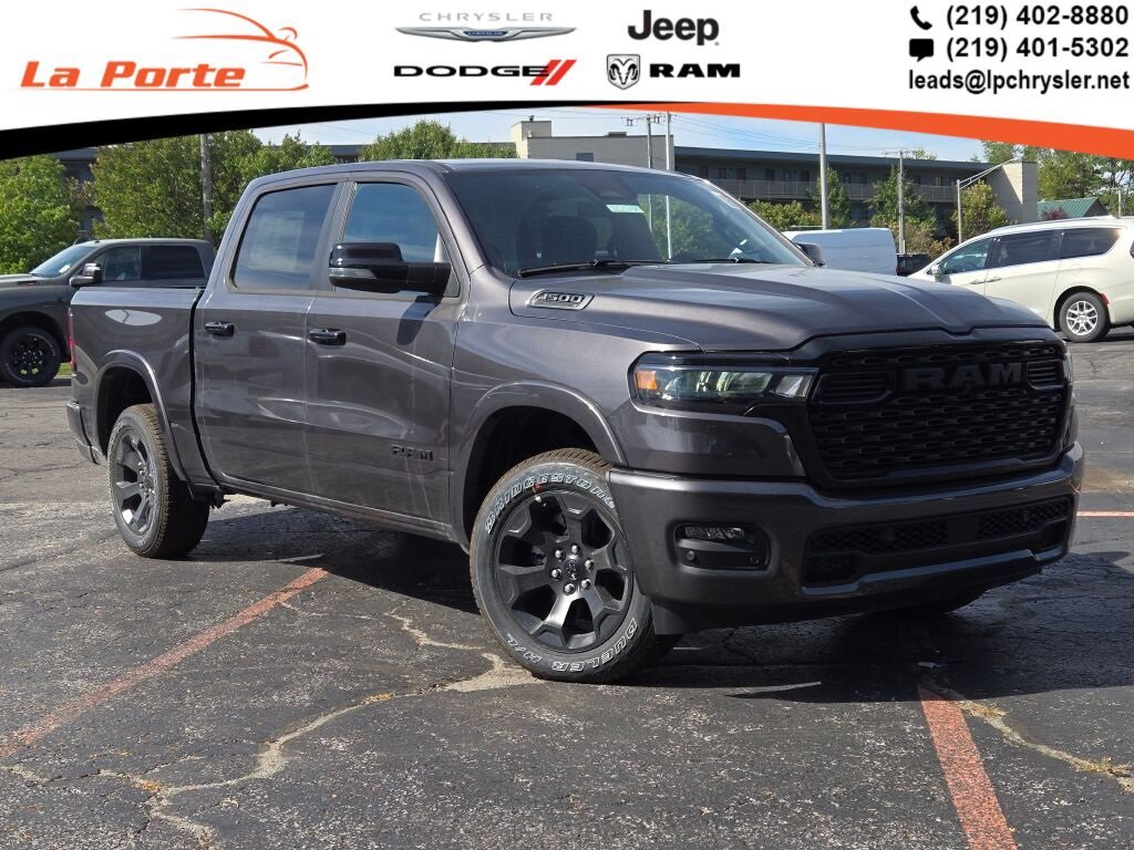 New 2026 RAM 1500 4x4 Crew Cab video 1