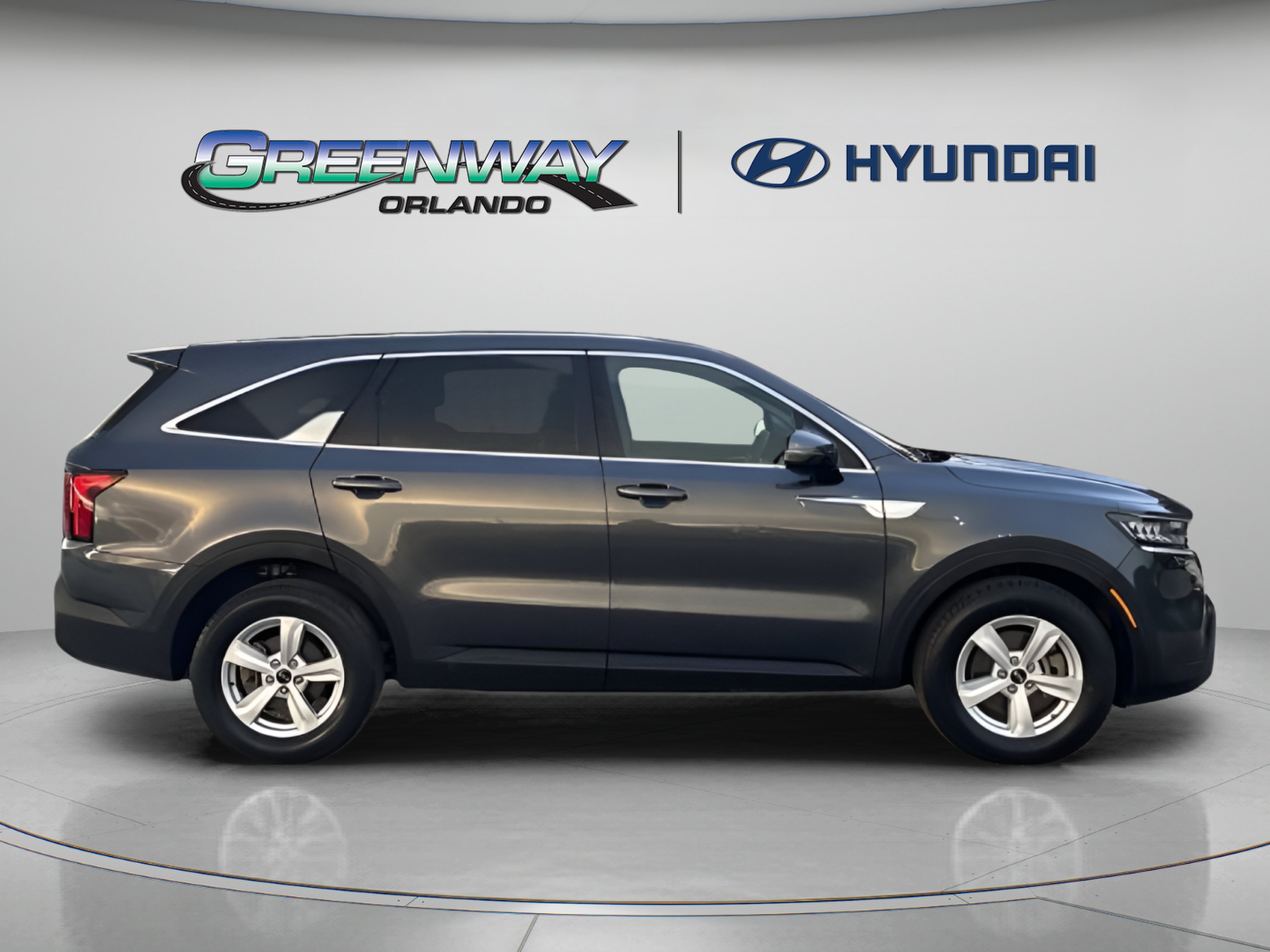 Used 2021 Kia Sorento LX FWD image 8