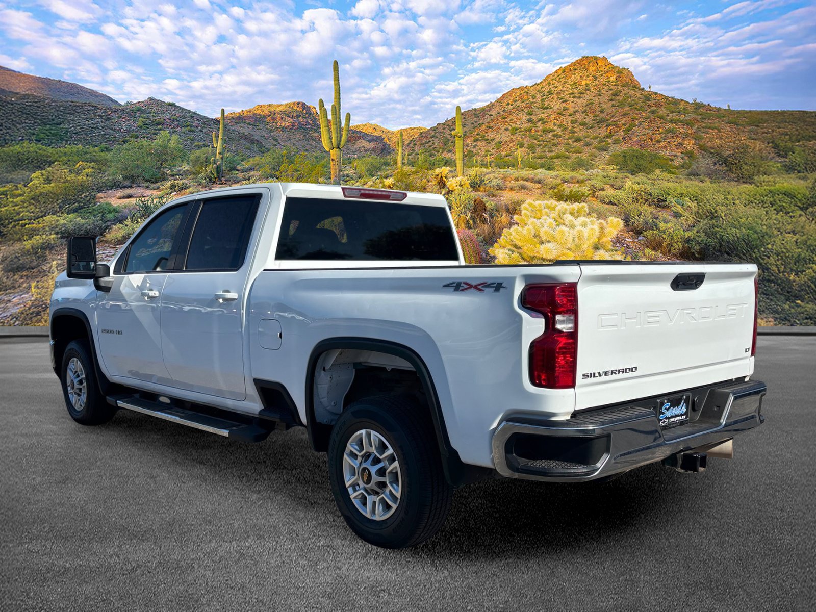 Used 2025 Chevrolet Silverado 2500 LT w/ Convenience Package AWD/4WD image 6