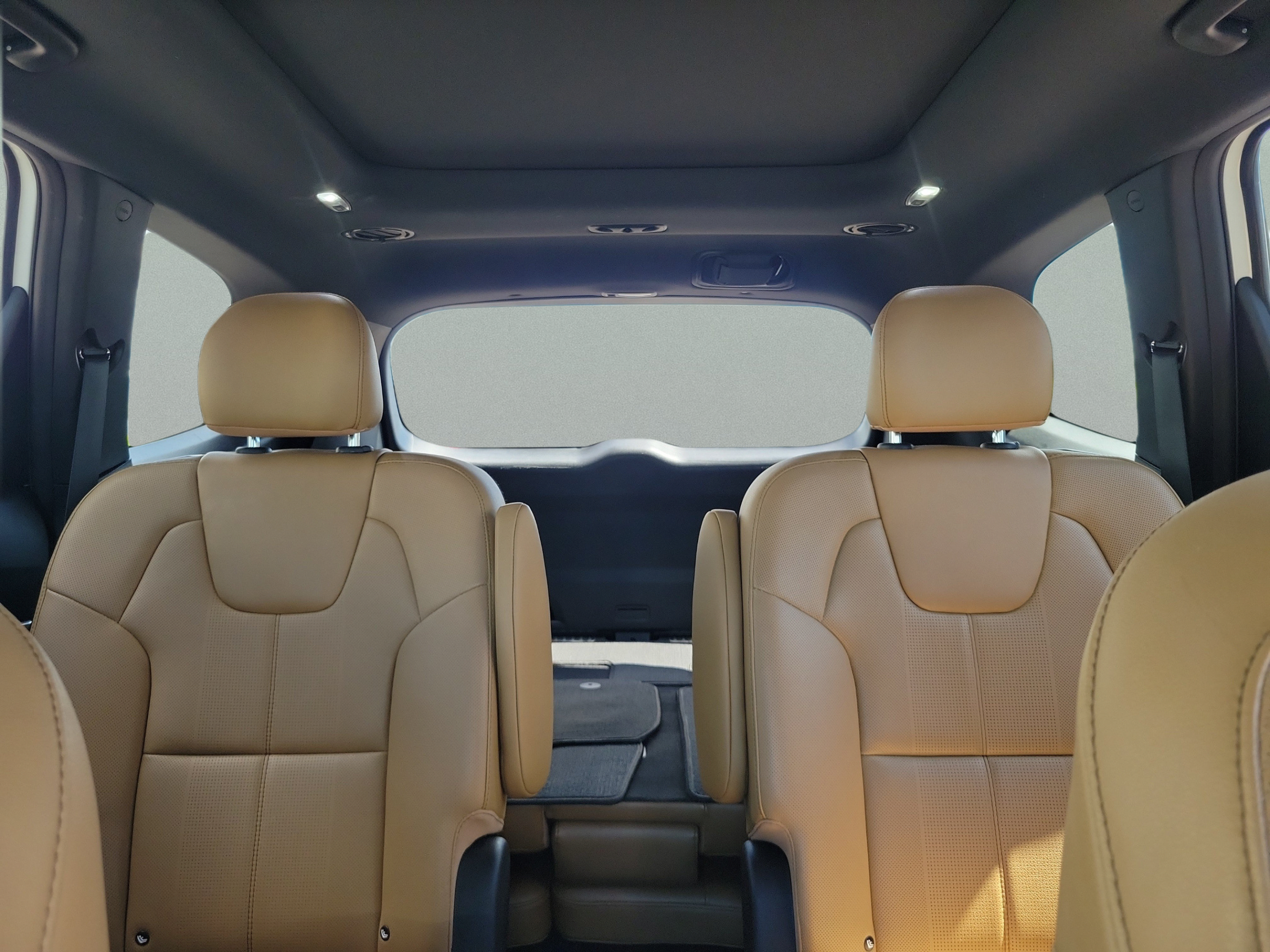 Used 2020 Kia Telluride SX w/ Towing Package FWD image 26