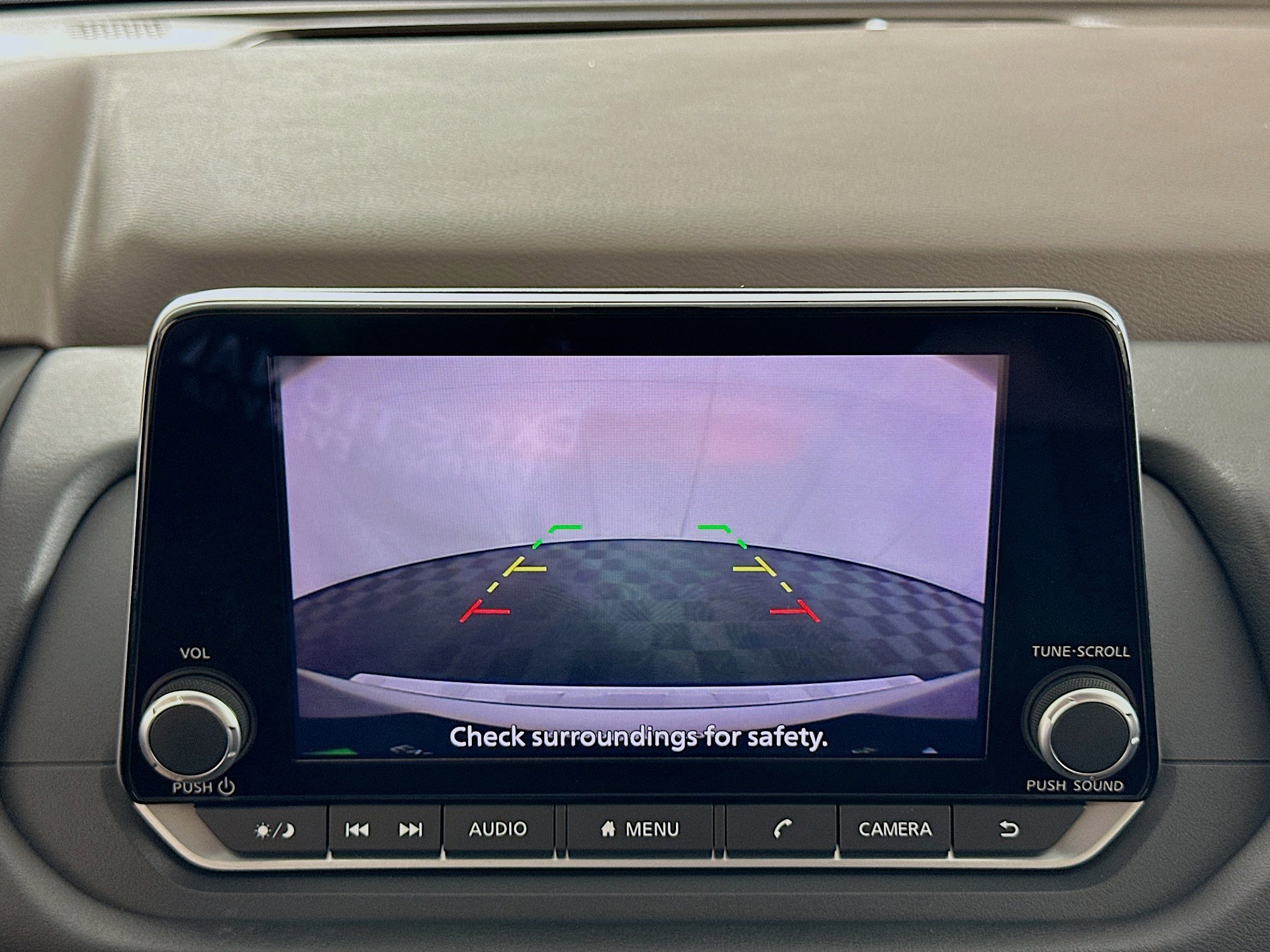 Used 2023 Nissan Rogue SV image 22