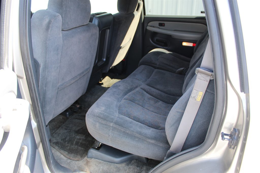 Used 2002 Chevrolet Tahoe LS w/ Traction Pkg image 7