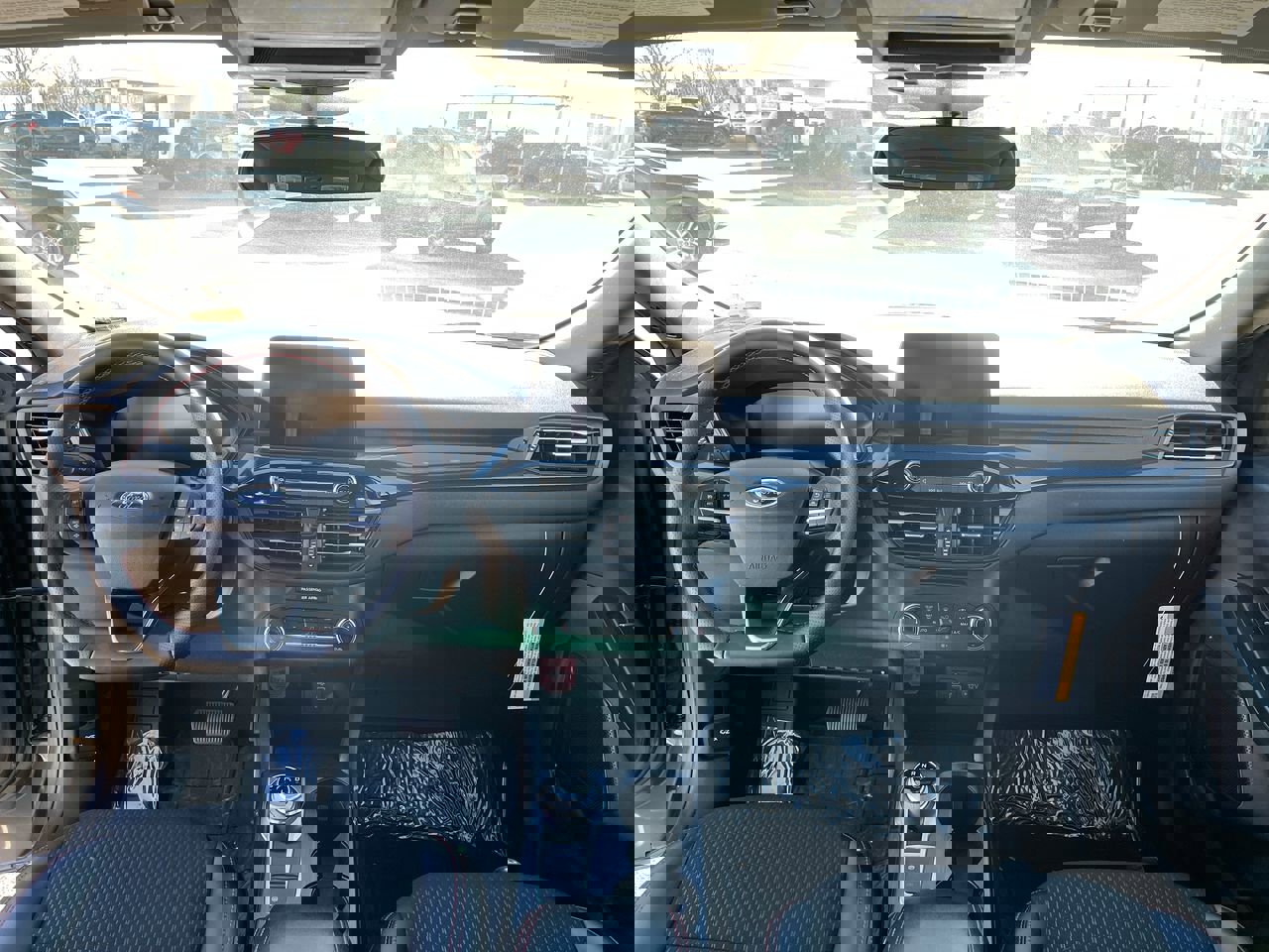 Used 2025 Ford Escape ST-Line w/ Equipment Group 301A image 23