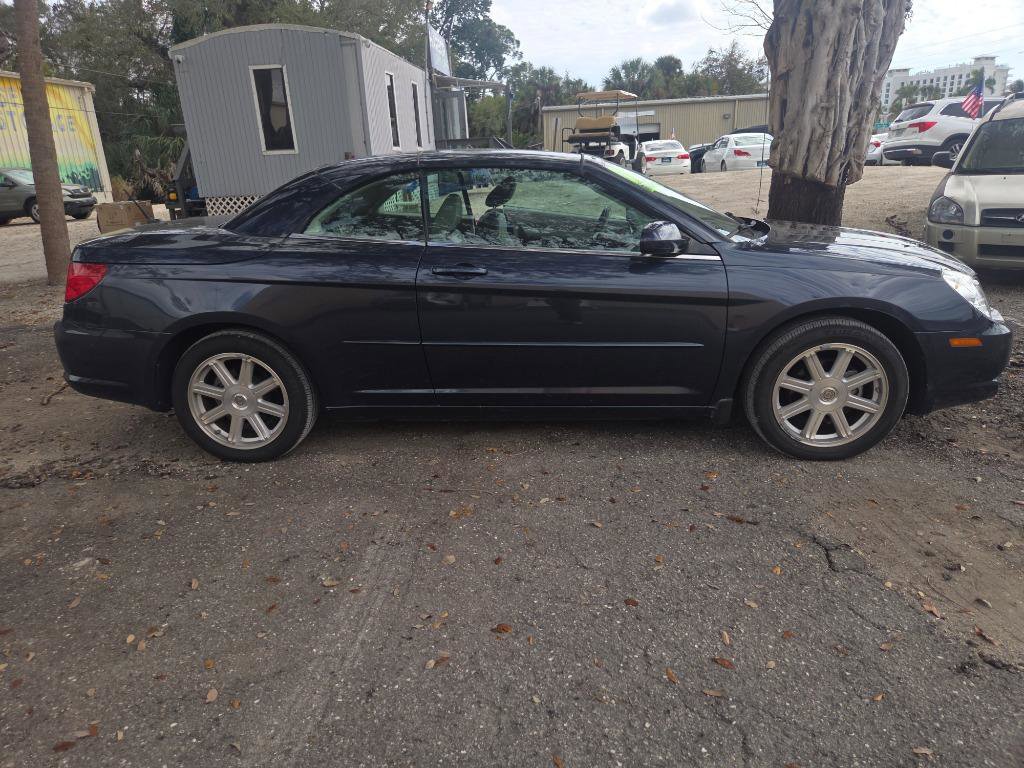 Used 2008 Chrysler Sebring Touring w/ Special Touring Group image 3