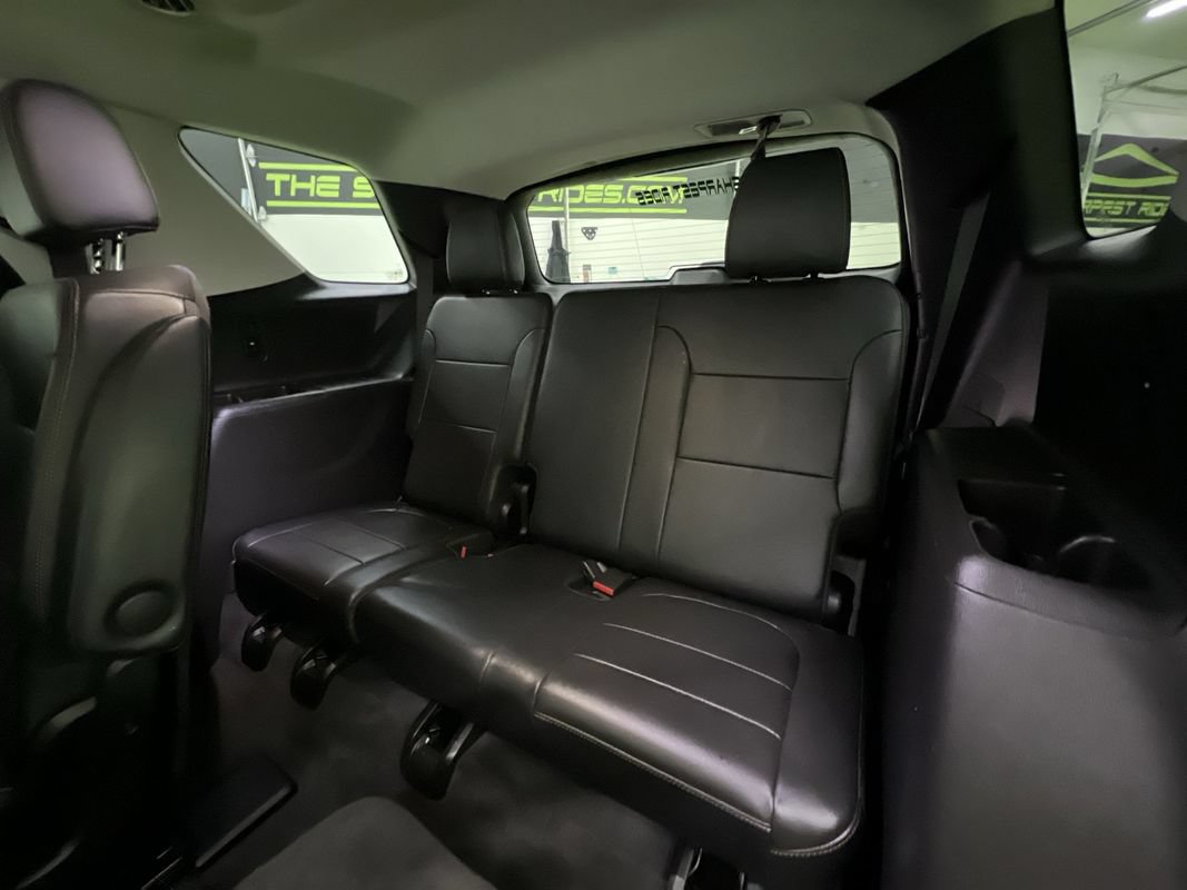 Used 2020 Chevrolet Traverse Premier w/ Redline Edition FWD image 27